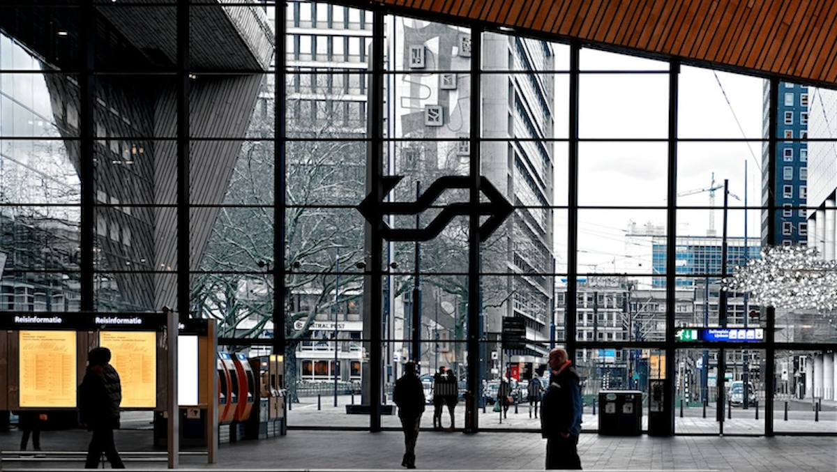 Bahnstation Rotterdam